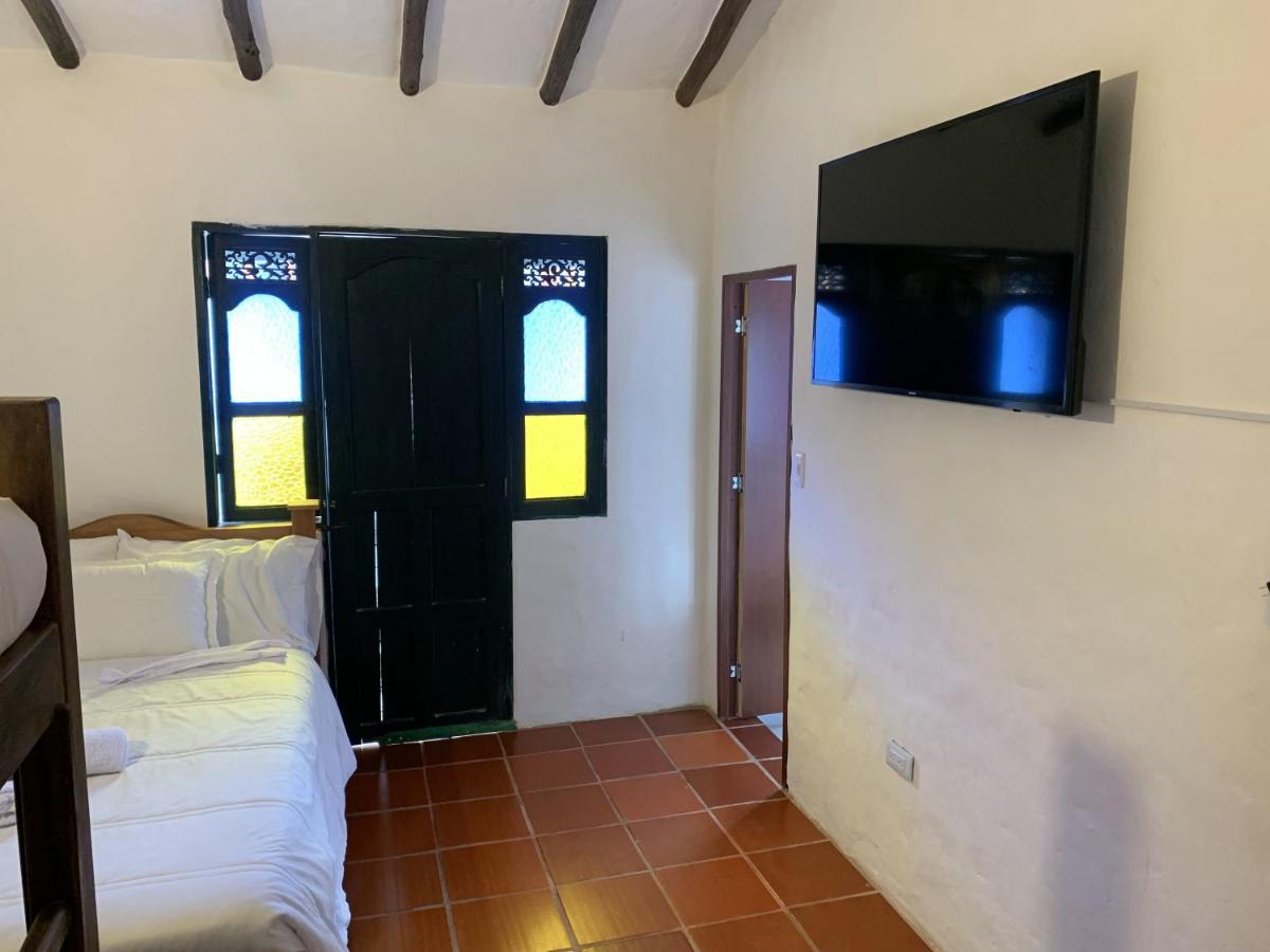 Hostal Home Sant Angelo ビージャ・デ・レイバ エクステリア 写真